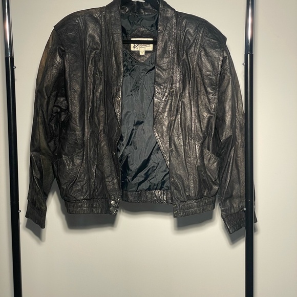 Black Bomber Leather Jacket - Picture 1 of 3